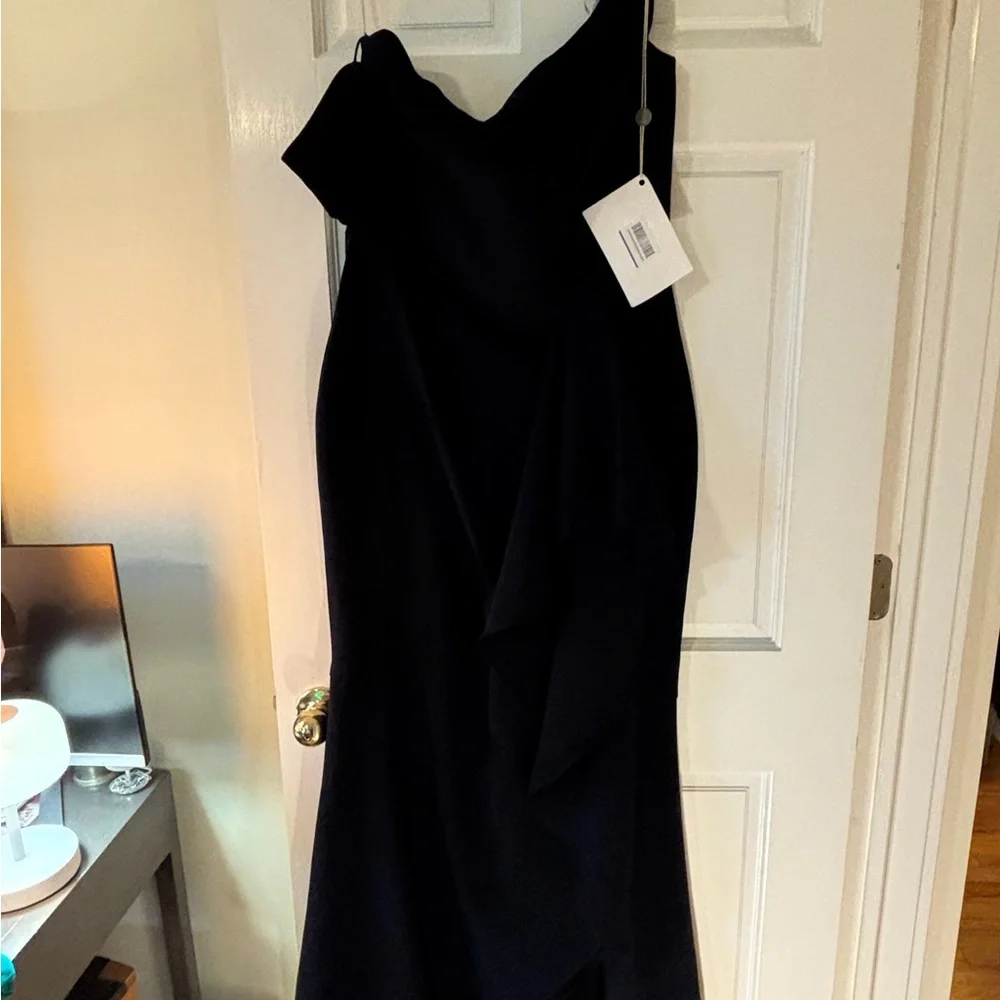 Marchesa Notte Gown PERFECT FOR a FALL WEDDING — *unbeatable price!* - Picture 5 of 7
